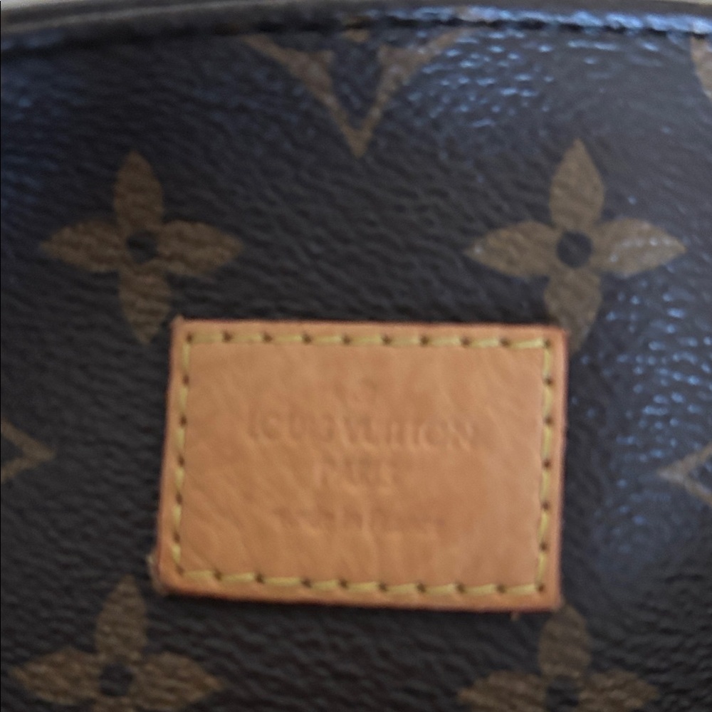 Chic Brown Monogram Shoulder Bag - image 2